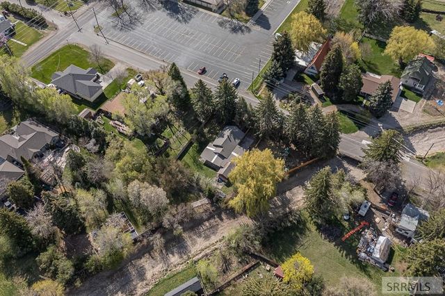 594 E 750 N, Firth, ID 83236