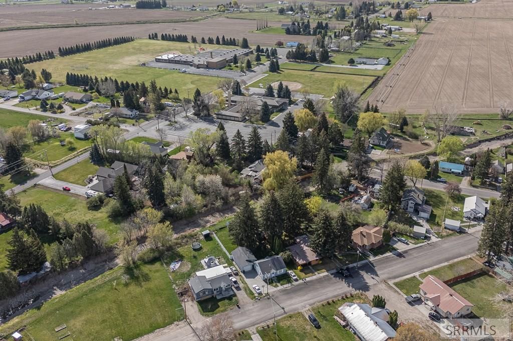 Image 24 of property listing at 594 E 750 N, Firth, ID 83236