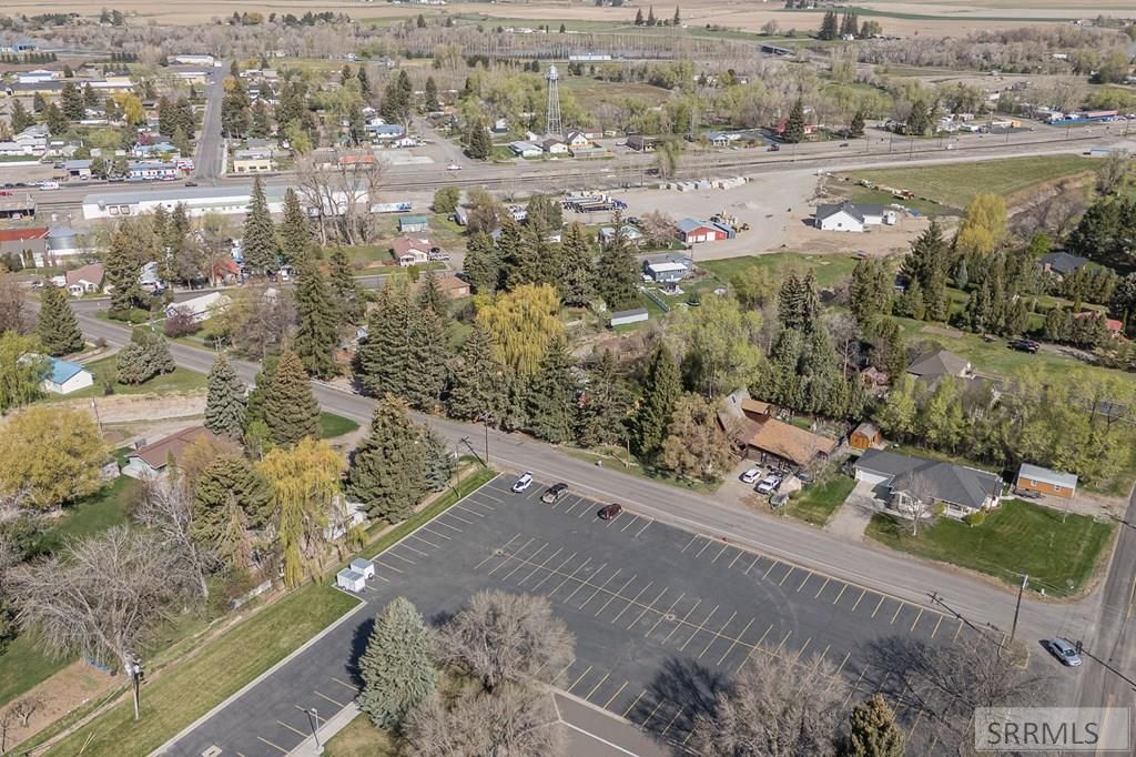 Image 27 of property listing at 594 E 750 N, Firth, ID 83236