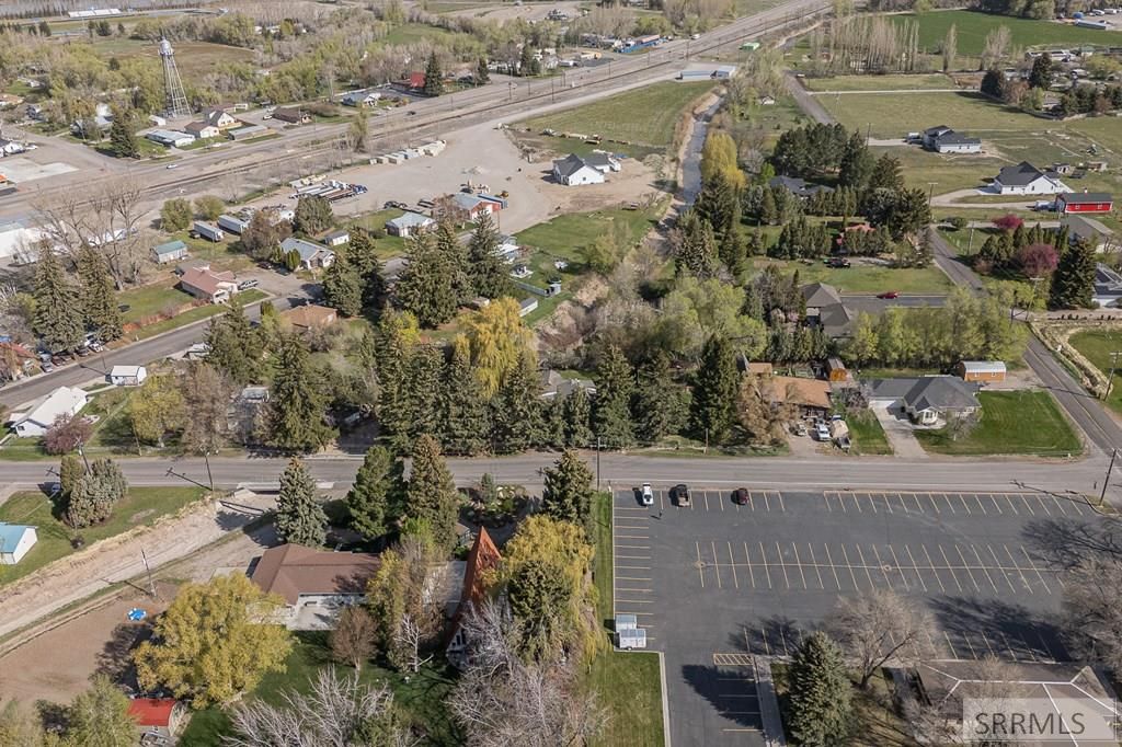Image 28 of property listing at 594 E 750 N, Firth, ID 83236