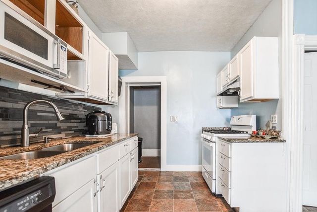 400 Blair Avenue, Saint Paul, MN 55103