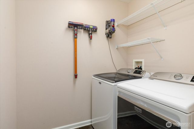 1751 SW Rock Rose Drive, Oak Harbor, WA 98277