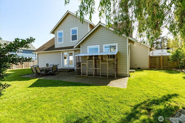 1751 SW Rock Rose Drive, Oak Harbor, WA 98277