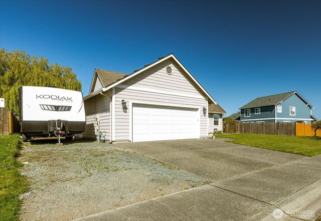 1751 SW Rock Rose Drive, Oak Harbor, WA 98277