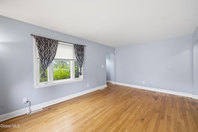 1022 Riggi Avenue, Rotterdam, NY 12303