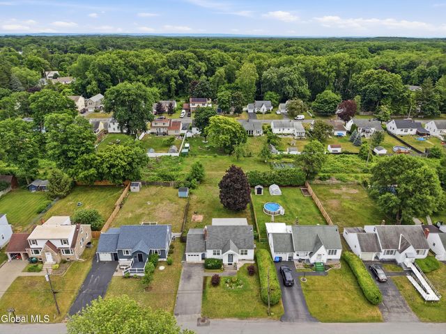 1022 Riggi Avenue, Rotterdam, NY 12303