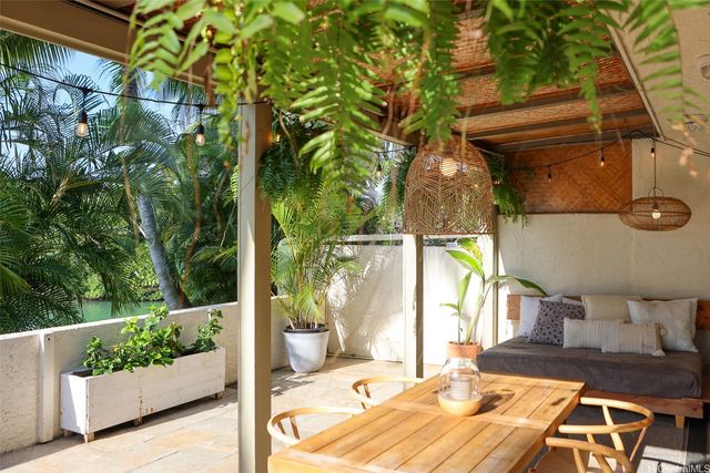 205 Kawaihae Street A6, Honolulu, HI 96825