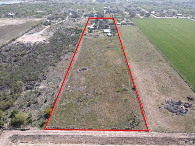 811 S Glasscock Boulevard, Alton, TX 78573