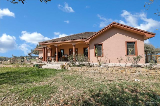 811 S Glasscock Boulevard, Alton, TX 78573