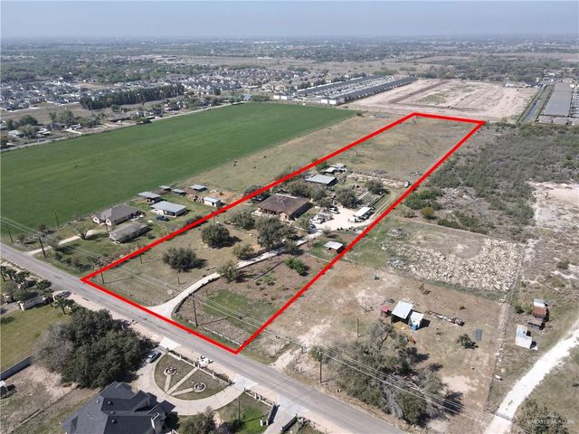 811 S Glasscock Boulevard, Alton, TX 78573