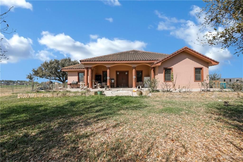 811 S Glasscock Boulevard, Alton, TX 78573