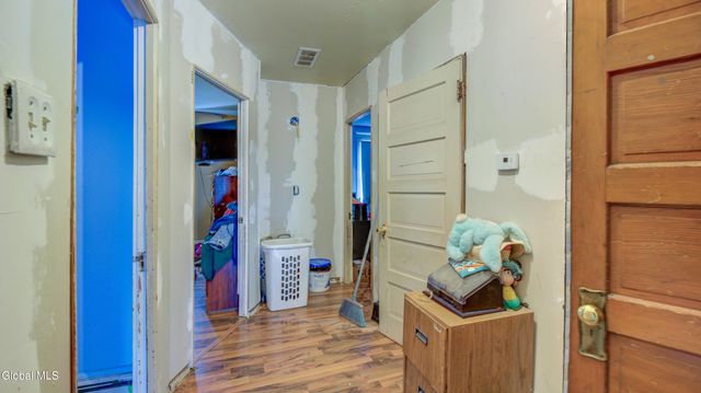 40 Fox Street, Gloversville, NY 12078