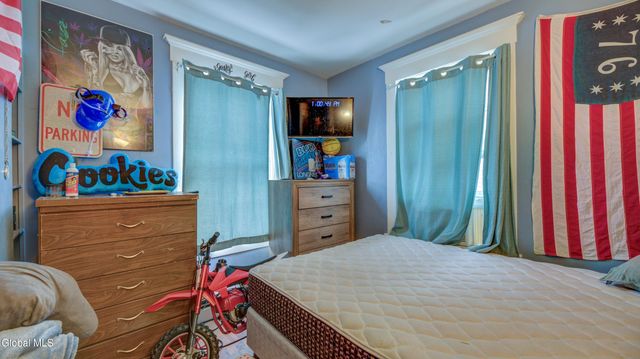 40 Fox Street, Gloversville, NY 12078