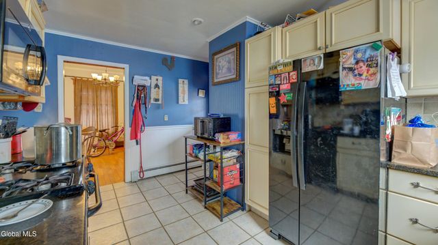 40 Fox Street, Gloversville, NY 12078