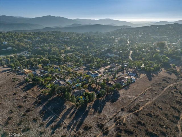 2412 Deland, Alpine, CA 91901