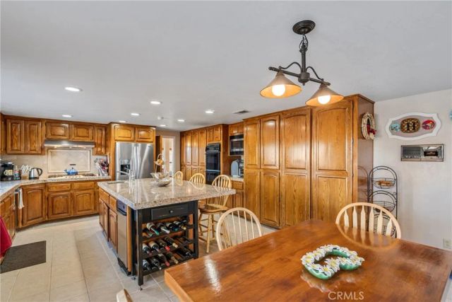 2412 Deland, Alpine, CA 91901