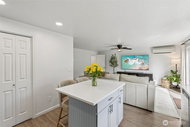 16001 NE 4th Way, Vancouver, WA 98684