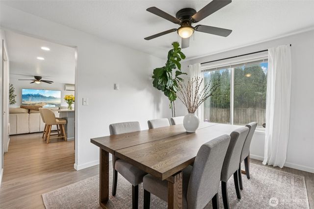 16001 NE 4th Way, Vancouver, WA 98684