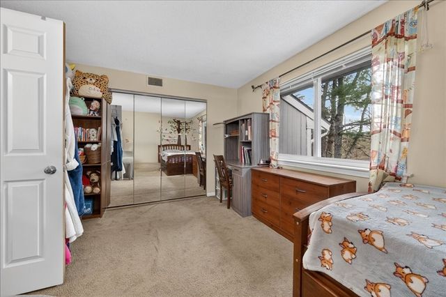 18 Beals Cove Road F, Hingham, MA 02043