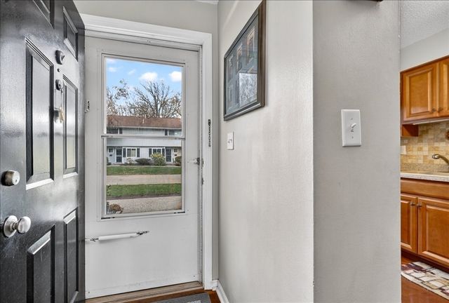 18 Beals Cove Road F, Hingham, MA 02043