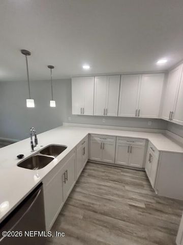 1295 JEWELSTONE Lane, Jacksonville, FL 32221