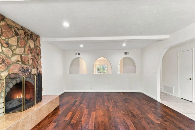 1132 S Rancho Santa Fe Rd, San Marcos, CA 92078