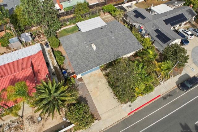 1132 S Rancho Santa Fe Rd, San Marcos, CA 92078
