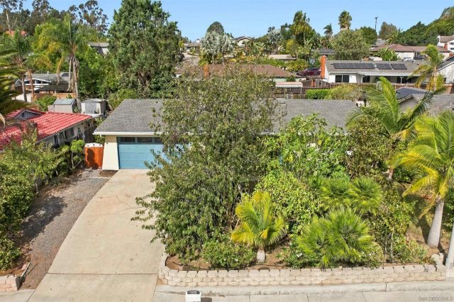 1132 S Rancho Santa Fe Rd, San Marcos, CA 92078
