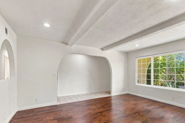 1132 S Rancho Santa Fe Rd, San Marcos, CA 92078