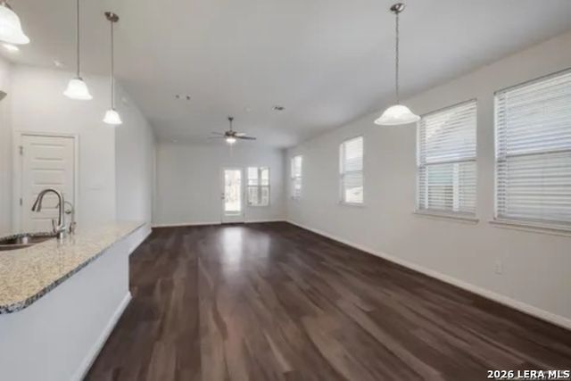 11531 Lightning Way, San Antonio, TX 78245