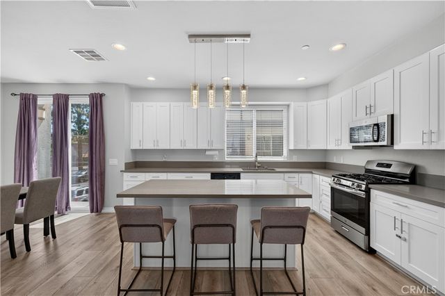 7960 Telegraph, Downey, CA 90240