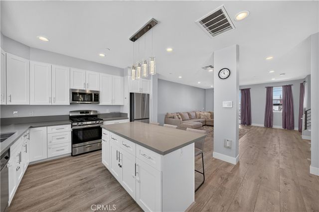 7960 Telegraph, Downey, CA 90240