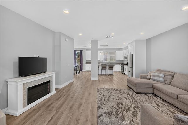 7960 Telegraph, Downey, CA 90240