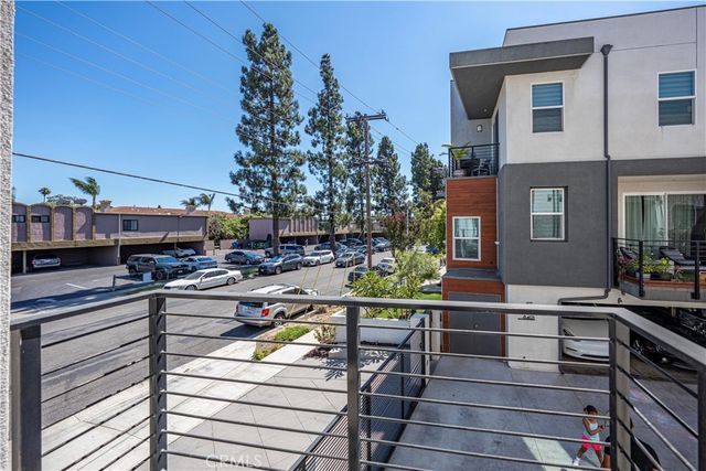 7960 Telegraph, Downey, CA 90240