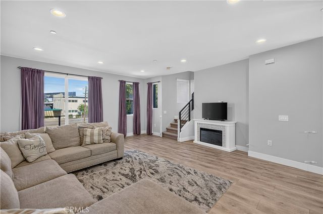 7960 Telegraph, Downey, CA 90240