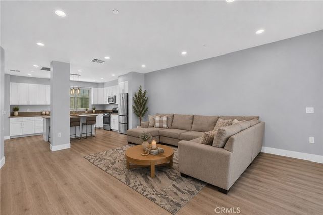 7960 Telegraph, Downey, CA 90240