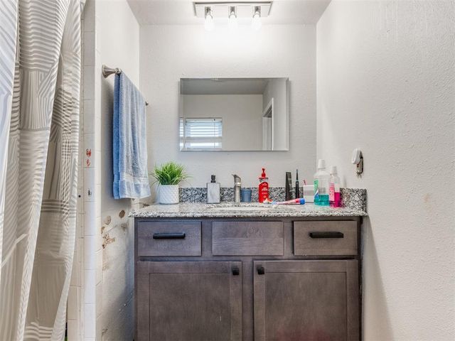 5021 Union Circle, Del City, OK 73135