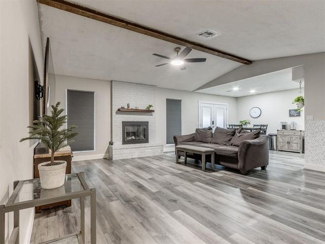 5021 Union Circle, Del City, OK 73135