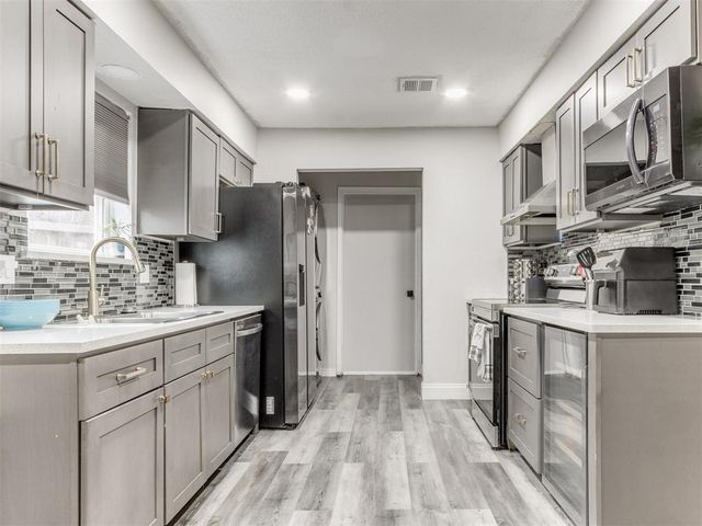 5021 Union Circle, Del City, OK 73135