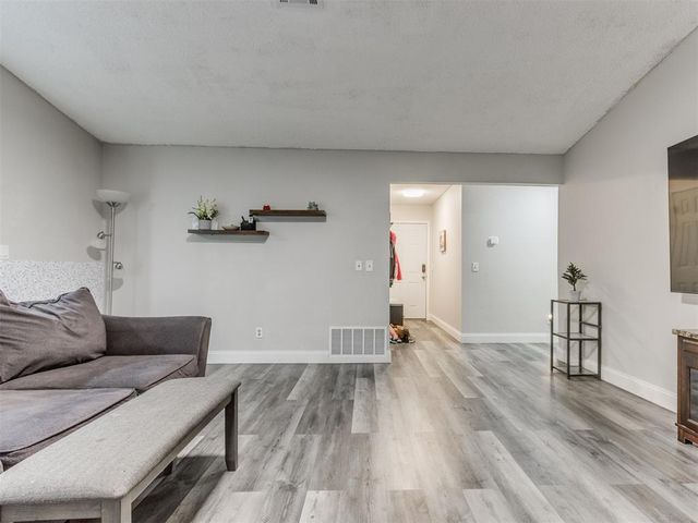 5021 Union Circle, Del City, OK 73135