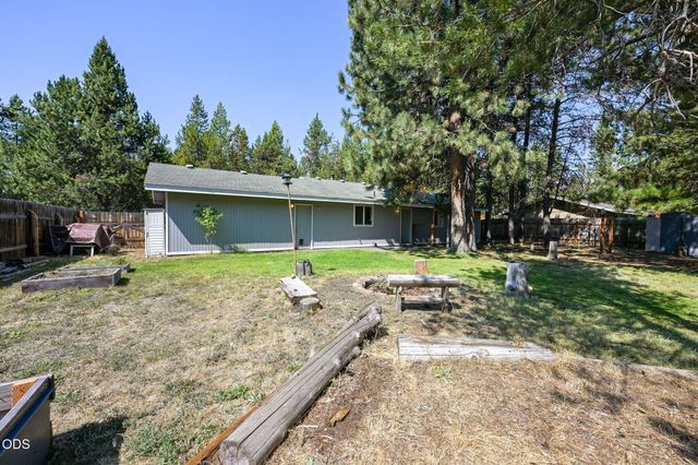 56256 Eider Road, Bend, OR 97707