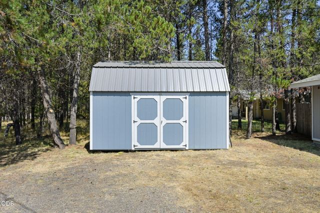 56256 Eider Road, Bend, OR 97707