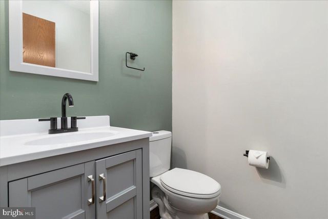 224 CARROLL DR, Stephens City, VA 22655