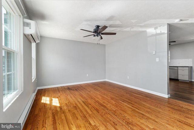 224 CARROLL DR, Stephens City, VA 22655