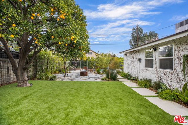 1024 N Naomi Street, Burbank, CA 91505