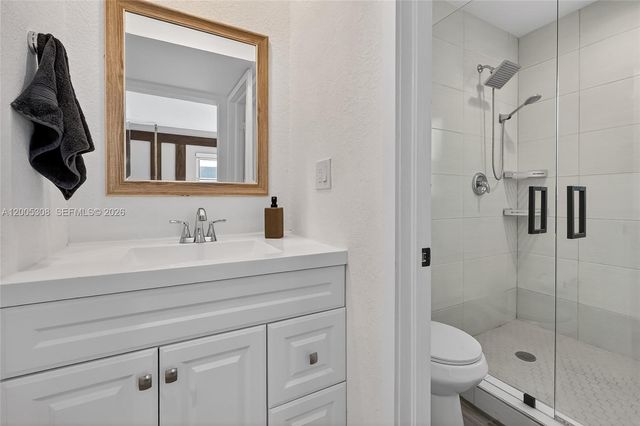 541 NW 109th St, Miami, FL 33168