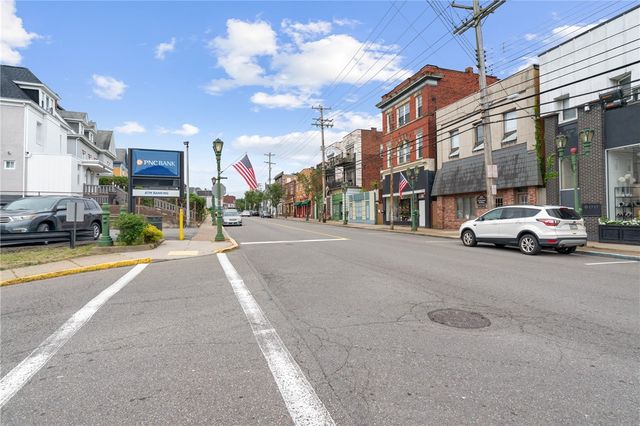 605 California Ave, Avalon, PA 15202