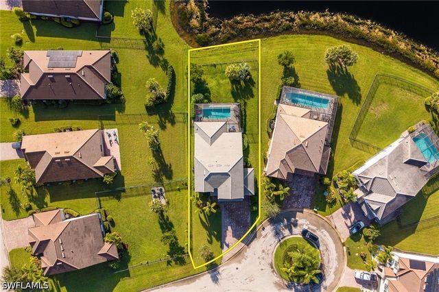 15510 Papyrus CT, Alva, FL 33920