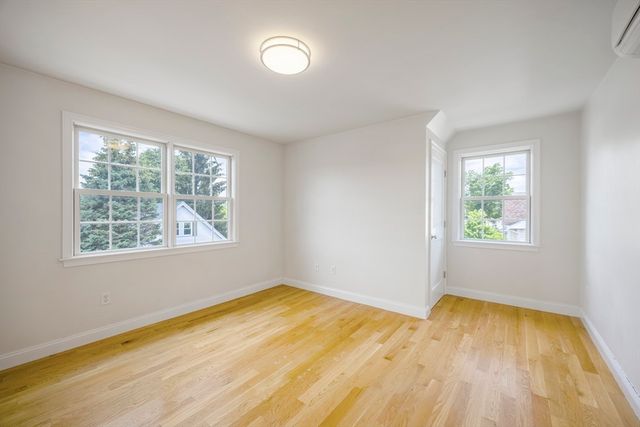 48 Spruce 1, Winchester, MA 01890
