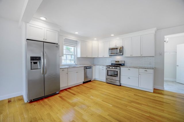 48 Spruce 1, Winchester, MA 01890
